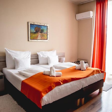 Hotel Kapos Kaposvar Bagian luar foto