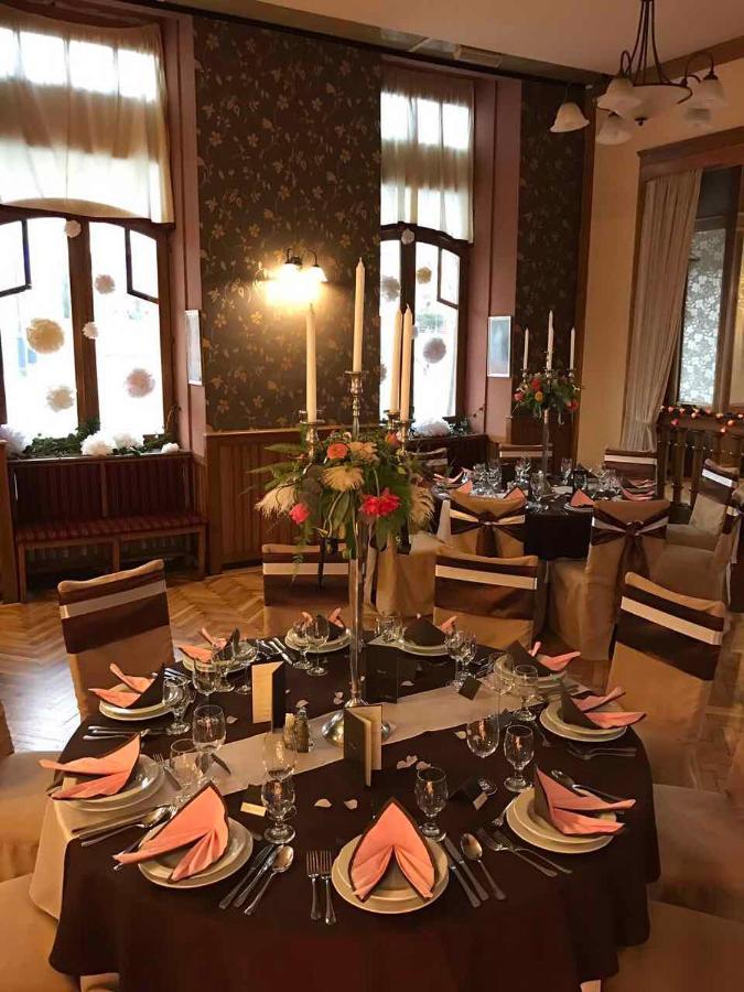 Hotel Kapos Kaposvar Bagian luar foto
