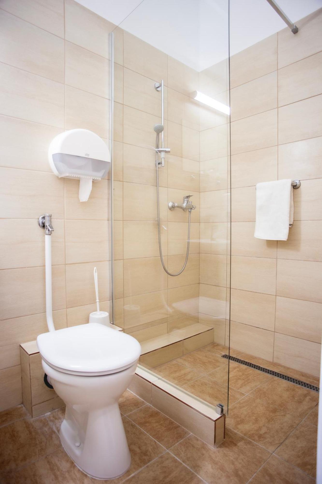 Hotel Kapos Kaposvar Bagian luar foto